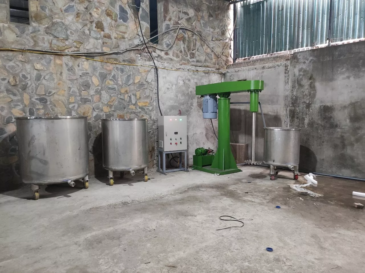 Banner Máy khuấy sơn khối lượng 500 Lít 11Kw thông dụng 5