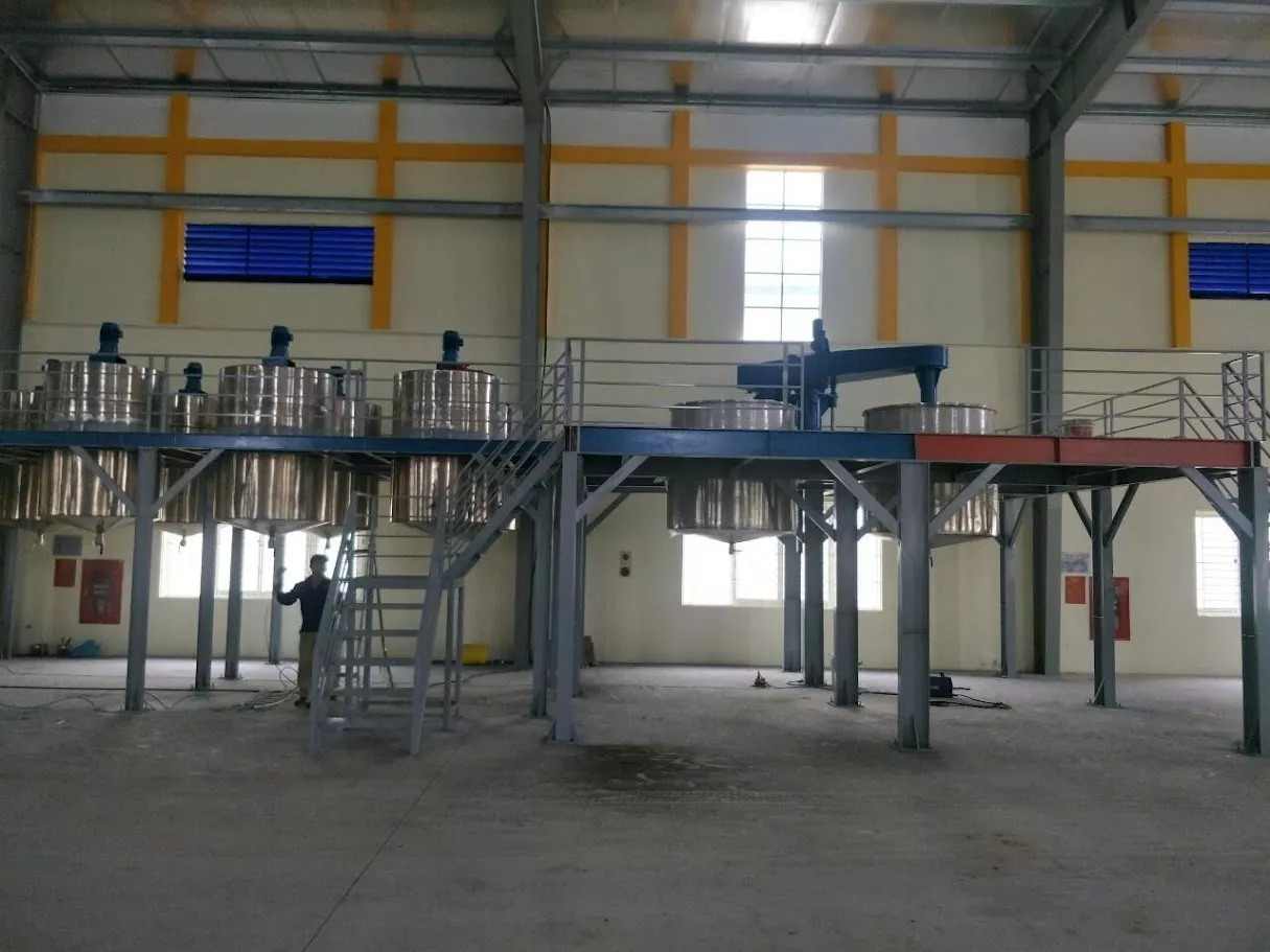 Banner Máy khuấy sơn 5000 lít sàn thao tác công suất lớn 4