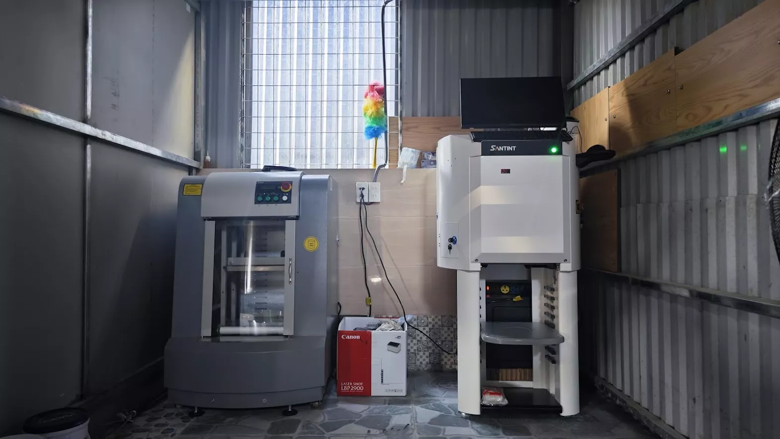 Máy pha màu sơn thiết bị không thể thiếu trong sản xuất sơn