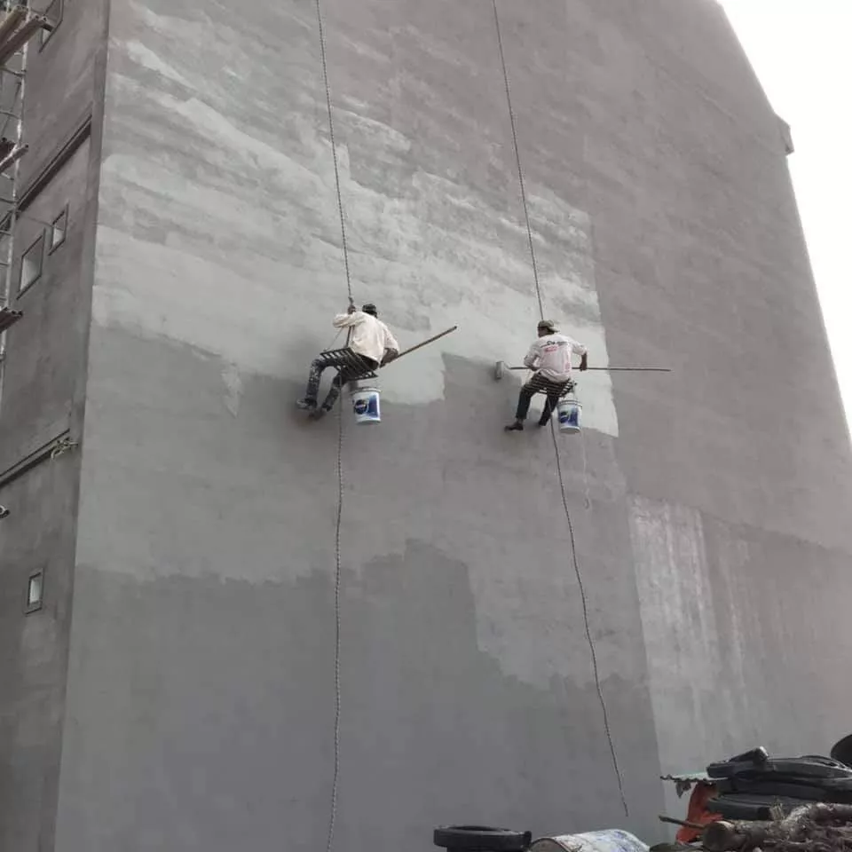 Banner Sơn chống thấm màu tường đứng Topping 2